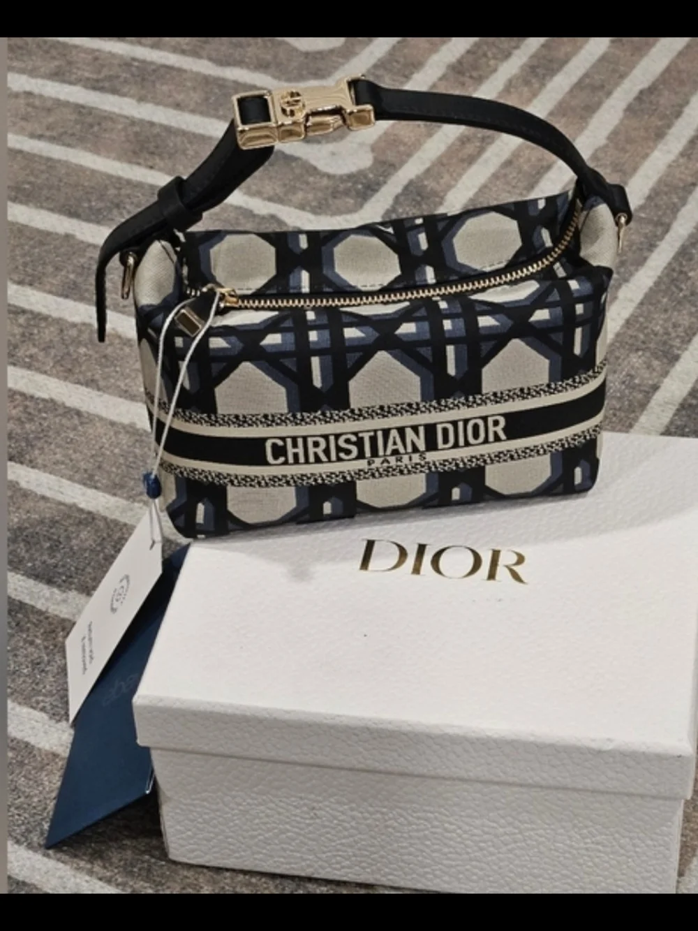 CHRISTIAN DIOR DiorTravel Nomad Pouch Oblique Navy Canvas Italy Box And Dust Bag - Picture 2 of 15